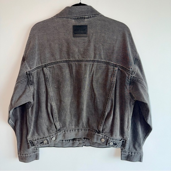 LEVI’S Oversized Gray Denim Jacket Size M | Limited Edition Collab | NWOT - Picture 3 of 8